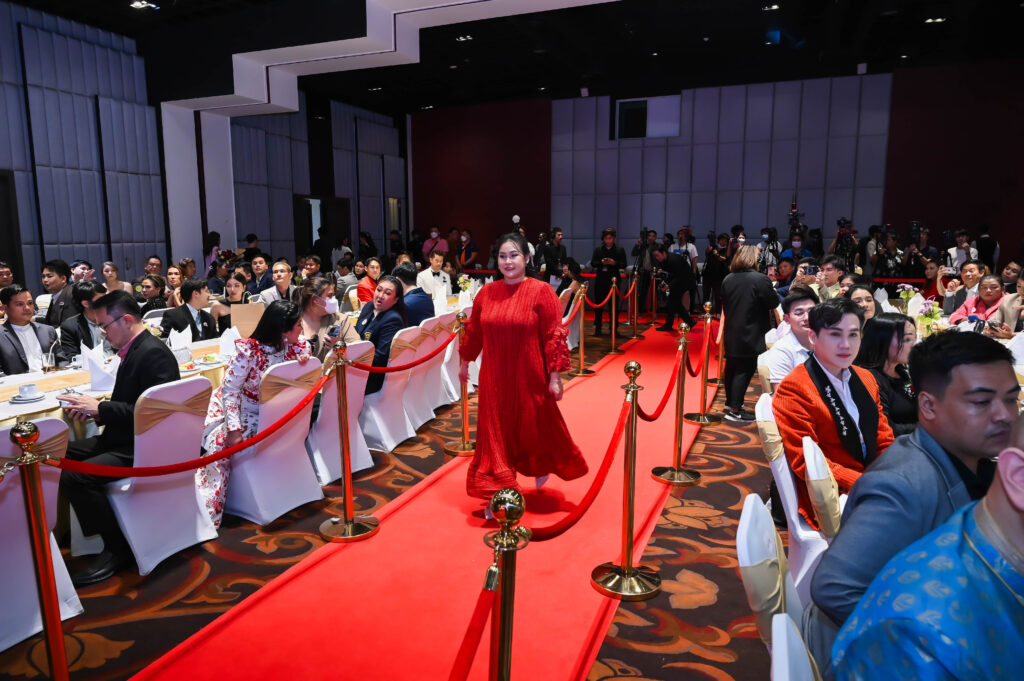 รับมอบรางวัล SMEs สร้างอาชีพ Awards ครั้งที่ 8 ประจำปี 2566